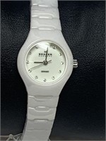 Skagen Ladies watch. White ceramic case