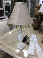 Small crackle white lamp with beaded shade
