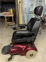 Alante Golden Electric Scooter 
Has charger