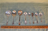 8 sterling silver serving spoons, 260g tw