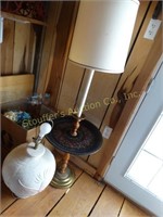 Vintage floor lamp, table lamp, glassware, tv