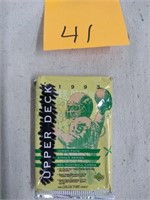 1 pk sealed 1993 football cards