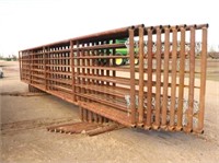 (9) 6 Bar Free Standing 24' Cattle Panels