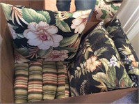 Box lot of outdoor pillows