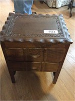 Small chest miniature