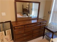 Kincaid 10 drawer mirrored dresser. 5’x18.5x33.5