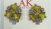 NWT ANNE KLEIN Iridescent Green Clip Earrings