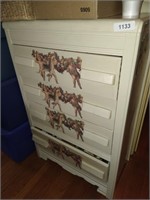 Chest of Drawers (No Contents)