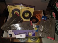 Magnetic Tape & Plate Hangers