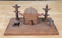 Indian Set With Totem Poles Diorama