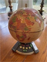 ExploraToy Geo Safari World Globe