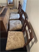 4 Matching Dining Room Chairs