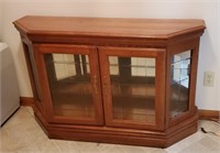 4' Lighted Curio Foyer Cabinet