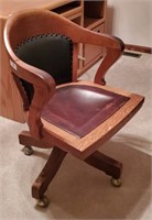 Oak Antique Swivel Office Chair