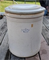 8 Gallon Crock with Lid