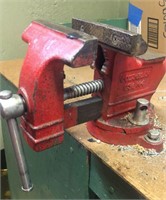Bench Vice, Must unbolt from table, located in