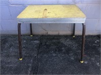 1950s child’s Formica and chrome table needs