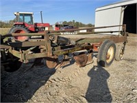 Oliver 4-18 semi mount mold board plow