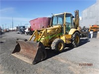 2000 Komatsu  4WD WB140-2 Extendahoe Backhoe