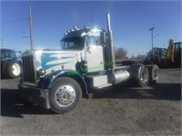 1974 Peterbilt  359 3 Axle Semi Truck