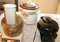 Lot of Small Kitchen Appliance
