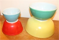 Vintage Pyrex Primary Color Mixing Bowls set of 4