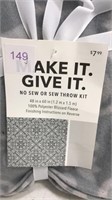 Sew No Sew Throw Blanket Kit Grey