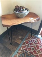 Cedar Log Lamp Table (24" W x 19" & Decorator Bowl