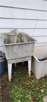 Wash Tub, Garden Tote, Gas Cans