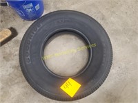 New 225/75R15 Tire
