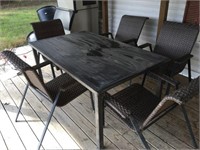 Patio Table W/ (5) Chairs (40" x 66")