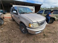 1997 Gold Ford Expedition EB (K $85)