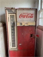 Vintage Coca-Cola Pop Bottle Machine