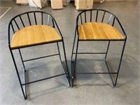 2 Stackable Bar Stools