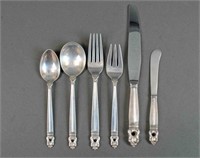 (86) PIECE INTERNATIONAL STERLING FLATWARE SERVICE