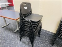 Black Plastic Chairs. 10 qty