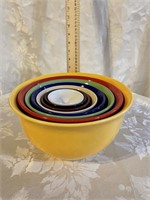 SET OF 8 PRIMARY COLORS GRADUATED MIXING BOWLS