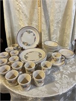 CORELLE WARE DISHES - 12 DINNER PLATES, 14 CUPS