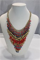 TRIANGULAR RED/BLUE/GOLD BEADED NECKLACE