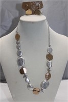 SIIVER AND COPPER COLORED NECKLACE/EARRINGS