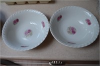 Set of 2 Matching Vintage Bowls