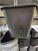 Lot of 8 Office Trash Cans