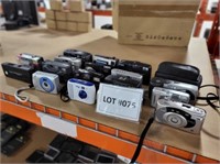 LOT OF 17 CAMERAS/ MIXED BRANDS