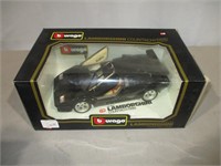 Burago 1/18 1988 Lamborghini Countach Die-Cast