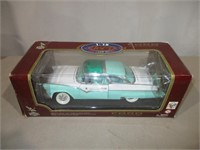 Road Legends 1/18 Ford 1955 Fairlane Crown Vic