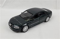 Maisto Audi A8 Diecast Car 1:26 Scale