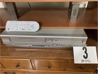 Sylvania VHS/DVD Player with Remote (US1)