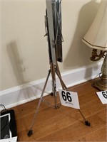 Music Stand (US1)