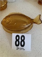 Amber Glass Fish Box (US2)