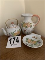 China Tea Pot, Vase & Dish (US3)